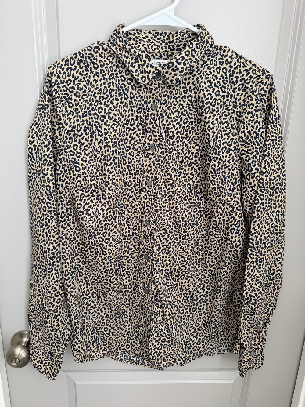 J.CREW Women’s Leopard Print Button-Up Collared Long Sleeve Shirt Pockets L